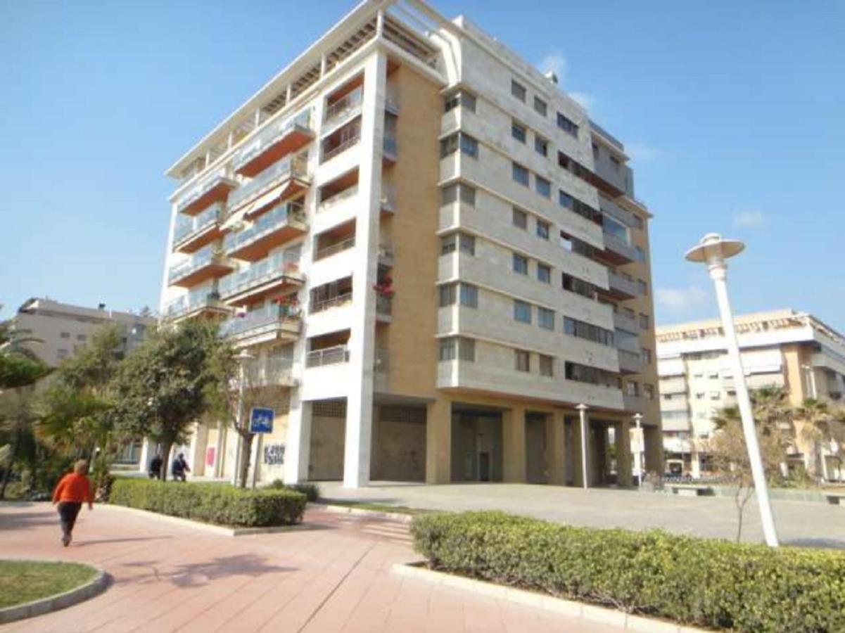 Апартаменти Paseo Maritimo Antonio Banderas Малага Екстер'єр фото
